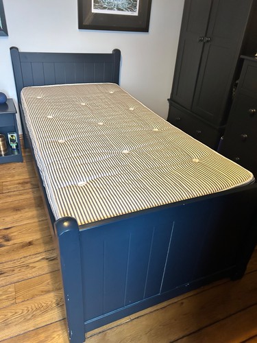 Aspace single bed with